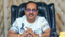 হিন্দি ছবি আমদানি বন্ধ করবেন ডিপজল