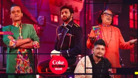 ছাদ পেটানোর ছন্দে ‘মা লো মা’