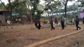 ব্রাহ্মণবাড়িয়ায় পোলিং অফিসারকে চড়-থাপ্পড়