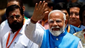 মোদির ক্ষমতায় ফেরা কি ক্রমে কঠিন হচ্ছে