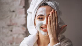 গরমে ত্বক ভালো রাখতে সহজে বানাতে পারেন ৫ প্যাক