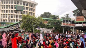 কোটা বাতিলের দাবিতে আজও সড়ক ও রেলপথে অবরোধ
