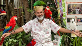 কুলি থেকে কোটিপতি আবেদ আলী