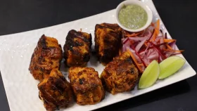 ৩০ মিনিটে বানাতে পারেন ফিস তন্দুরি, রইল রেসিপি