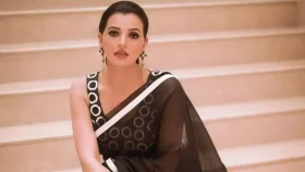 ক্ষতিগ্রস্তদের ঘর করে দেবেন বর্ষা
