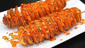 মুচমুচে পটেটো টর্নেডো বানাবেন যেভাবে