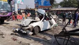 ঢাকা-মাওয়া এক্সপ্রেসওয়ের টোলপ্লাজায় দুর্ঘটনা, আটক ২
