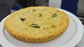 যেভাবে বানাবেন মজার চিকেন লিভার পাই