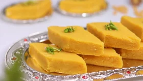 শবে বরাতের বানাতে পারেন বুটের হালুয়া