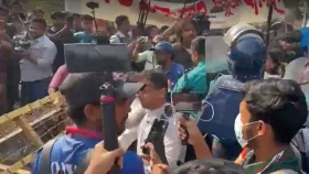 স্বরাষ্ট্র উপদেষ্টার পদত্যাগের দাবিতে শিক্ষার্থীদের গণপদযাত্রায় বাধা