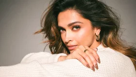 উজ্জ্বল ত্বক ধরে রাখতে যে রুটিন মানেন দীপিকা