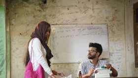 শিক্ষক ফারহানের ছাত্রী যখন ফারিন!