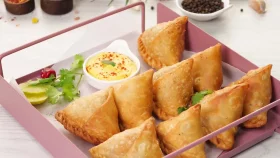 বিকেলের নাশতায় রাখতে পারেন পিজ্জা সমুচা, রইল রেসিপি