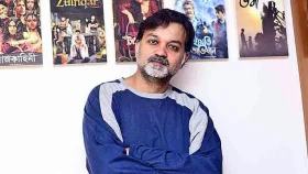 হঠাৎ গুরুতর অসুস্থ সৃজিত, নেওয়া হয়েছে হাসপাতালে