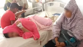 মানিকগঞ্জ মেডিকেলে রোগী ও স্বজনদের মারধরের অভিযোগে আনসার সদস্যকে অব্যাহতি