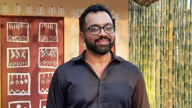 ইরেশ যাকেরের বিরুদ্ধে মামলা, যা জানাল পুলিশ সদর দফতর