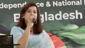 ‘রাজনৈতিক শিল্পী’ তাই তালিকা থেকে বাদ ন্যানসি!