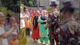 কুড়িগ্রামে অবৈধভাবে দেশে ঢোকা ৮ বাংলাদেশিসহ আটক ৪৪