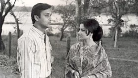 কানে সত্যজিতের ‌‘অরণ্যের দিনরাত্রি’, থাকছেন শর্মিলা ঠাকুর