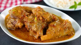 শেফের হাতের খাসির মাংস রান্না করতে পারেন আপনিও