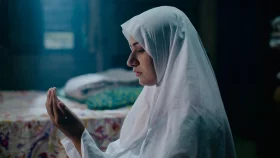 ‘মাশরাফি জুনিয়র’ টিমের নতুন সিরিজ ‘খুশবু’