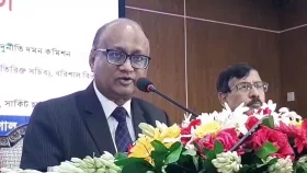 সামনে আর একটি সংকট ‘ভুয়া সমন্বয়ক’, কর্মকর্তাদের উদ্দেশে দুদক চেয়ারম্যান