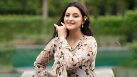 আমার মেয়ে আমারই, কথায় কথায় দত্তক বলে কারা আনন্দ পায় বুঝি না: পরী মণি