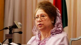 বুলেটপ্রুফ গাড়ি কিনতে সরকারের অনাপত্তি পেল খালেদা জিয়ার পরিবার