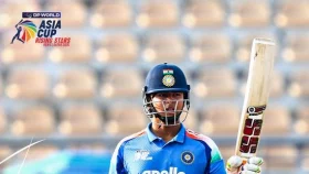 ৩২ বলে সেঞ্চুরি আর ১১ চার ১৫ ছক্কার বিধ্বংসী এক ইনিংস