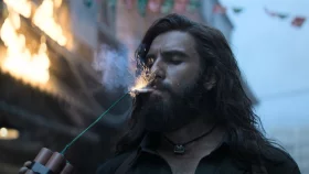 রণবীরের &lsquo;ধুরন্ধর&rsquo;র অগ্রিম টিকিটের দাম আকাশছোঁয়া, গড়তে যাচ্ছে নতুন রেকর্ড?