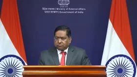 দিল্লিতে প্রধানমন্ত্রীর উপদেষ্টাকে হেনস্তার ব্যাখ্যা দিল ভারত