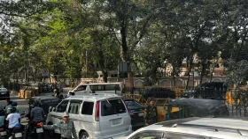 যমুনা ছাড়লেন অধ্যাপক ইউনূস