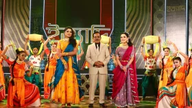 ইত্যাদির নৃত্যে একসঙ্গে তমা-হিমি