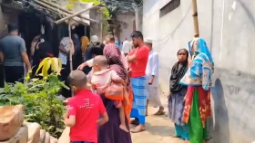 ঘরে পড়ে ছিল ছেলের মরদেহ, রেললাইনে বাবার