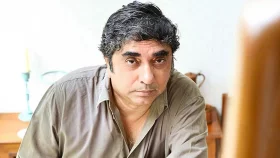 &lsquo;ছাদ থেকে পড়ে&rsquo; প্রয়াত অনীক দত্ত