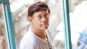 লাকী আখান্দের জন্মদিনে এলো অপ্রকাশিত গান &lsquo;উড়ছে ধুলো ছুটছে ঘোড়া&rsquo;