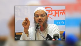 এমপির মানহানির অভিযোগে মুফতি ফয়জুল করীমের বিরুদ্ধে মামলা