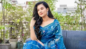 সন্তান কোলে রেখেই ক্যামেরায় ফিরছেন বুবলী