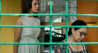 বাবলি ও তার মা। ছবি: চরকি