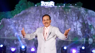 হানিফ সংকেত। ছবি: ফাগুন অডিও ভিশন
