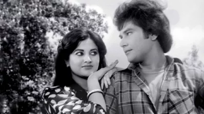 সিনেমার দৃশ্যে ববিতা-জাফর ইকবাল। ছবি: সংগৃহীত