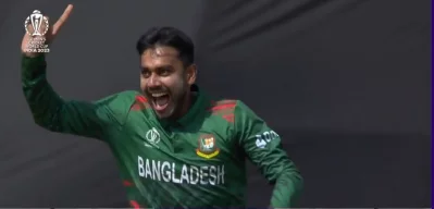 মিরাজও বুদ্ধিদীপ্ত বোলিং করেছেন। ছবি: আইসিসি