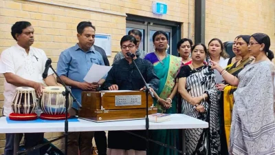 ঢাকা বিশ্ববিদ্যালয়ের জগন্নাথ হলের টিভি রুমের ছাদ ধ্বসে নিহতদের স্মরণে সাংস্কৃতিক অনুষ্ঠান। ছবি: লেখক