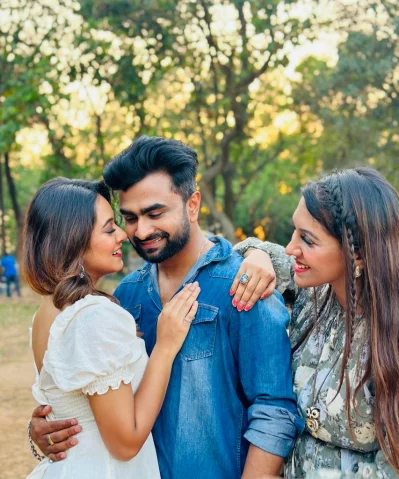 দীঘি, ইমরান ও পূজা। ছবি: সিএমভি