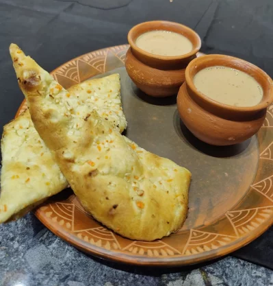খাবার শেষে ডেজার্ট আর চা-কফিও মিলবে এখানে। ছবি: স্বাদে বাংলাদেশ