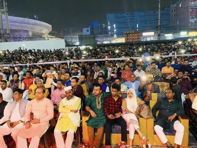 কনসার্টে রকিব সরকার। ছবি: ফেসবুক থেকে নেওয়া
