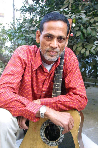 সক্রিয়ভাবে একাত্তরের মুক্তিযুদ্ধে অংশ নেন আজম খান। ছবি: সংগৃহীত 