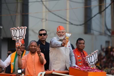 গাজিয়াবাদের জনসভায় নরেন্দ্র মোদি। ছবি: রয়টার্স