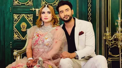 বিবাহোত্তর সংবর্ধনা অনুষ্ঠানে চিত্রনায়ক স্বামী জিয়াউল রোশানের সঙ্গে স্ত্রী তাহসিনা এশা। ছবি ফেসবুক থেকে নেওয়া