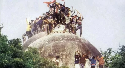১৯৯২ সালে ৬ ডিসেম্বর বাবরি মসজিদ ধ্বংসের মধ্য দিয়ে আধুনিক অবতারে পরিণত হন লালকৃষ্ণ আদভানি, রামমন্দির প্রতিষ্ঠার মধ্য দিয়ে তারই ধারা বজায় রেখেছেন নরেন্দ্র মোদি। ছবি: রয়টার্স